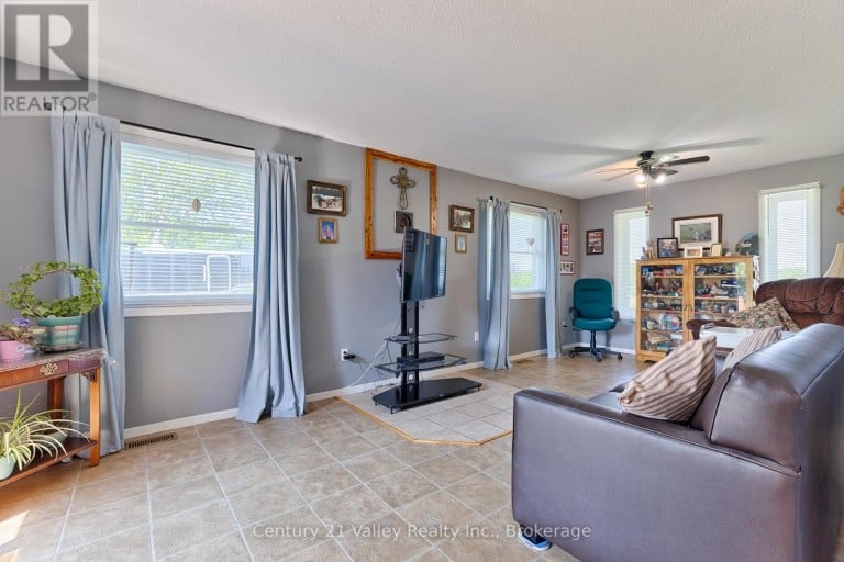 2935 BURNSTOWN ROAD, Horton, Ontario, K7V3Z4