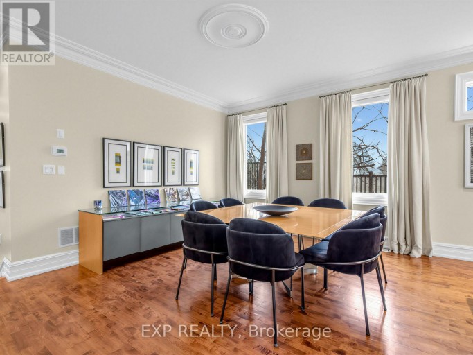241 POPLAR PLAINS ROAD, Toronto (Casa Loma), Ontario, M4V2N8