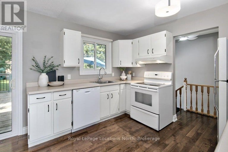 124 GREENFIELD DRIVE, Meaford, Ontario, N4L1W6