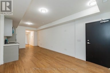 104 - 6 SUNCREST LANE Huntsville (Chaffey) Ontario photo 6