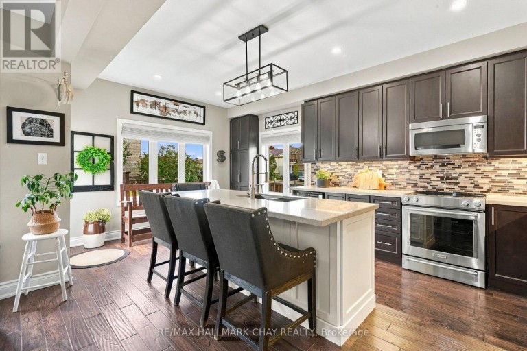 2 NADMARC COURT, Essa (Angus), Ontario, L0M1B4