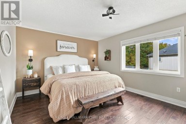 2 NADMARC COURT Essa (Angus) Ontario photo 22
