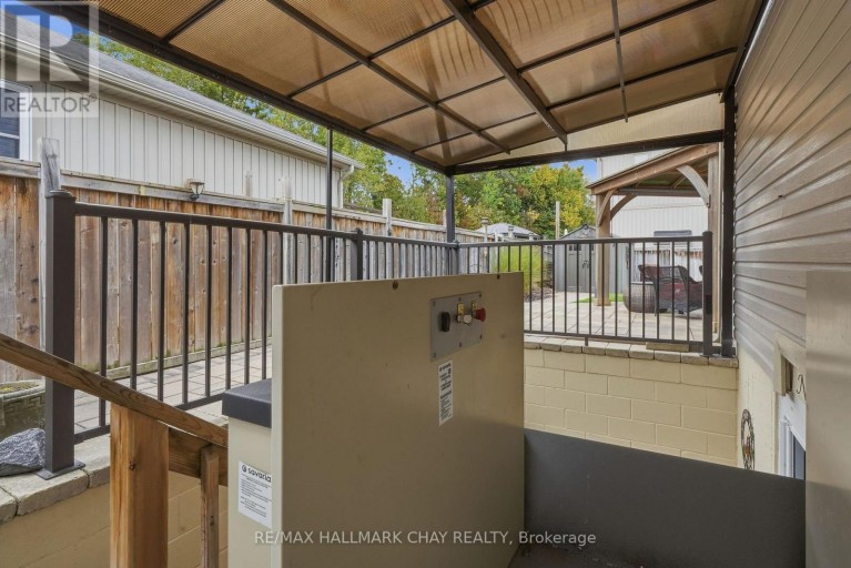 2 NADMARC COURT, Essa (Angus), Ontario, L0M1B4