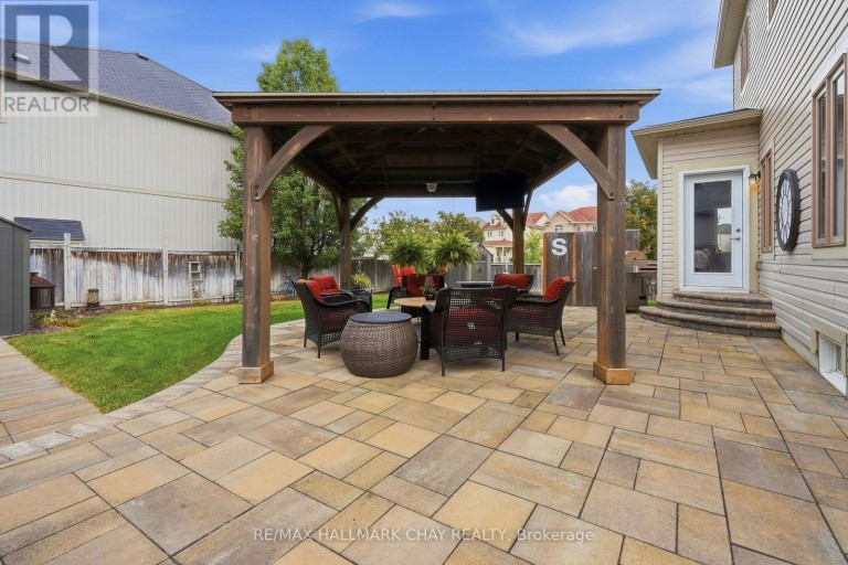 2 NADMARC COURT, Essa (Angus), Ontario, L0M1B4