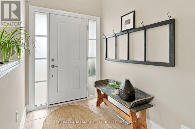 2 NADMARC COURT, Essa (Angus), Ontario, L0M1B4