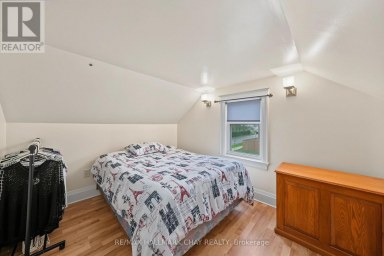 70 DOUGLAS STREET Orillia Ontario photo 16