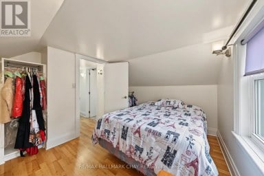 70 DOUGLAS STREET Orillia Ontario photo 17