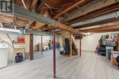 70 DOUGLAS STREET Orillia Ontario photo 26