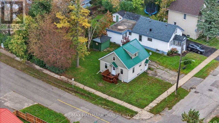 70 DOUGLAS STREET, Orillia, Ontario, L3V5Y6