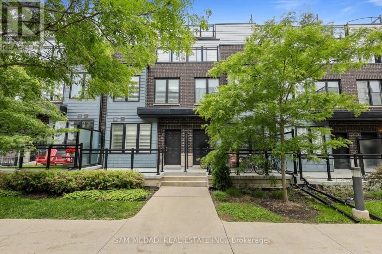 6 - 2285 MCNAB LANE, Mississauga (Clarkson), Ontario, L5J0B3