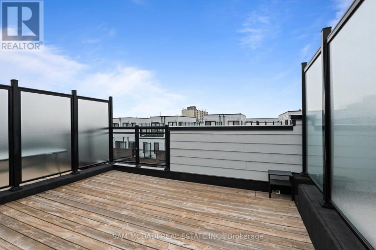 6 - 2285 MCNAB LANE, Mississauga (Clarkson), Ontario, L5J0B3