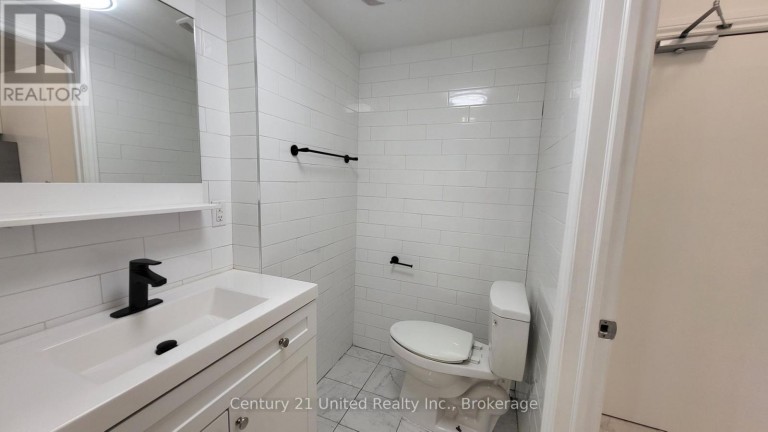 11 - 172.5 HUNTER STREET W, Peterborough (Town Ward 3), Ontario, K9H2L2