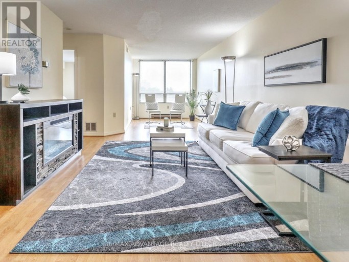 304 - 695 RICHMOND STREET, London East (East F), Ontario, N6A5M8
