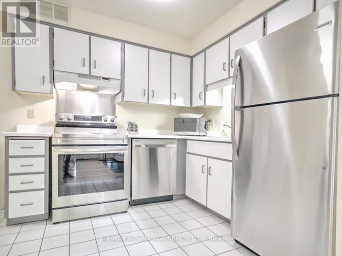 304 - 695 RICHMOND STREET, London East (East F), Ontario, N6A5M8