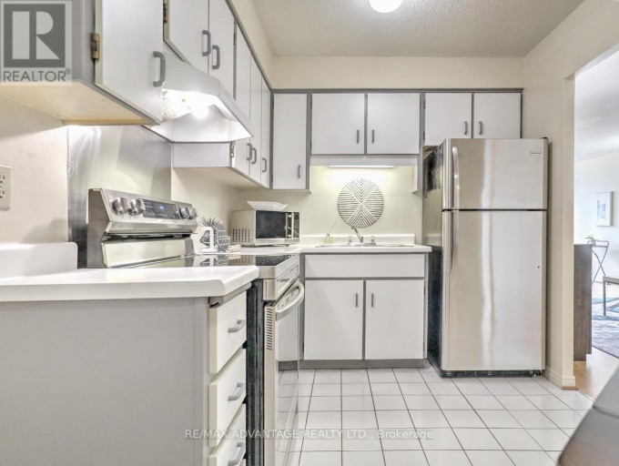 304 - 695 RICHMOND STREET, London East (East F), Ontario, N6A5M8