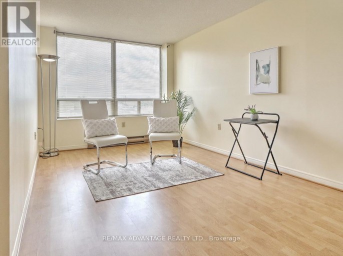 304 - 695 RICHMOND STREET, London East (East F), Ontario, N6A5M8