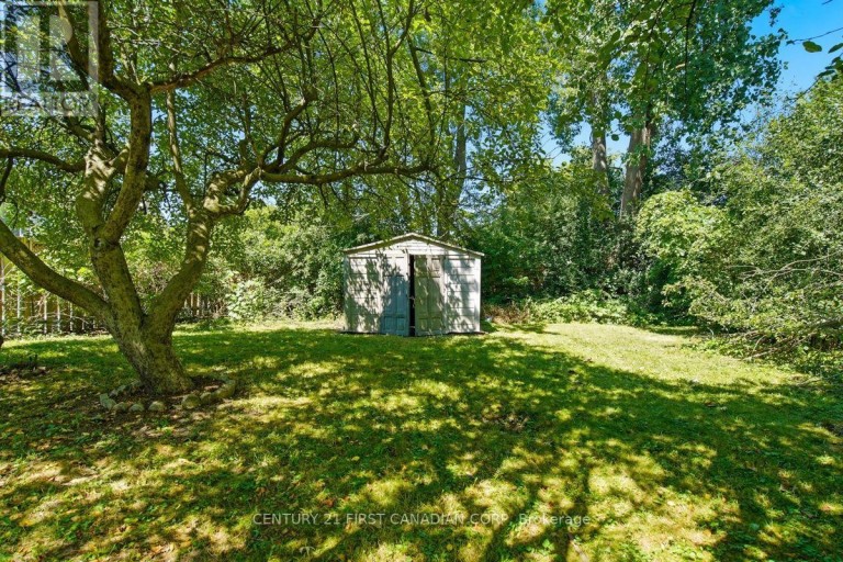 17 EDGEMERE CRESCENT, London South (South T), Ontario, N5Z4M6