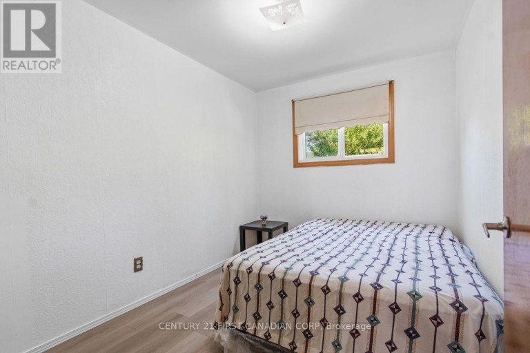 17 EDGEMERE CRESCENT, London South (South T), Ontario, N5Z4M6