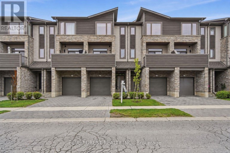 2112 MEADOWGATE BOULEVARD, London South (South U), Ontario, N6M0H5
