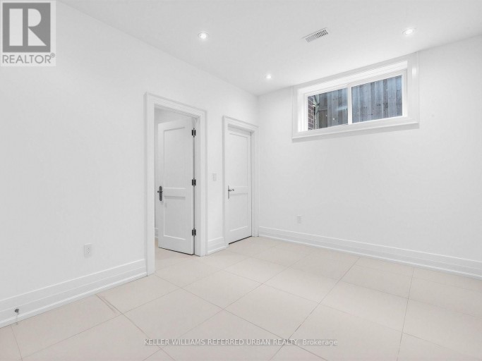 212 EMPRESS AVENUE, Toronto (Willowdale East), Ontario, M2N3T9