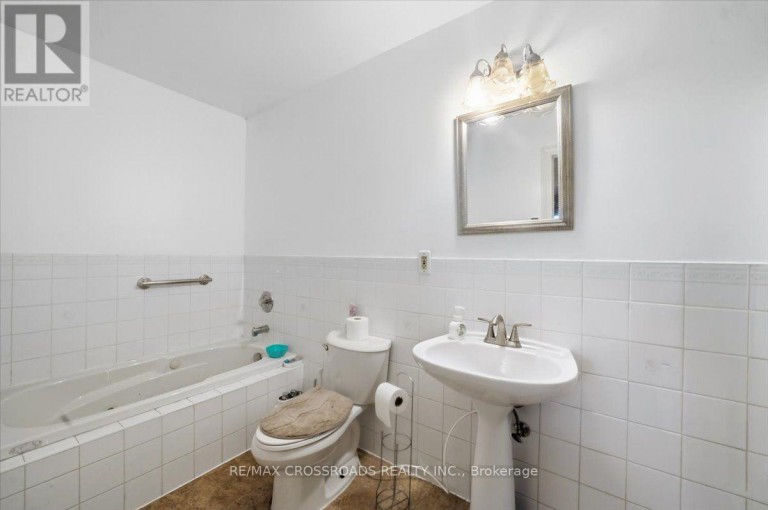 239 ISLAND ROAD, Toronto (Rouge), Ontario, M1C2R1