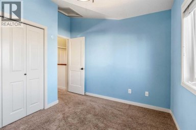 2, 209 Lettice Perry Road N Lethbridge Alberta photo 10