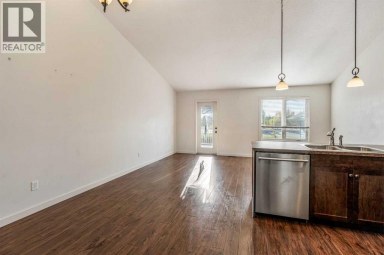 2, 209 Lettice Perry Road N Lethbridge Alberta photo 12
