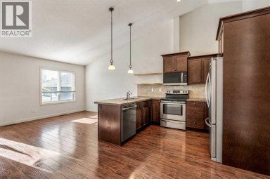 2, 209 Lettice Perry Road N Lethbridge Alberta photo 13
