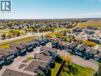 2, 209 Lettice Perry Road N Lethbridge Alberta photo 42