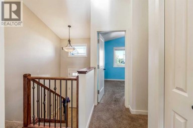 2, 209 Lettice Perry Road N Lethbridge Alberta photo 7