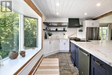 190 LAKESHORE ROAD E Blue Mountains Ontario photo 12