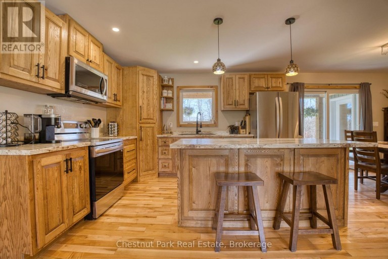 23 MAPLE DRIVE, Northern Bruce Peninsula, Ontario, N0H1Z0