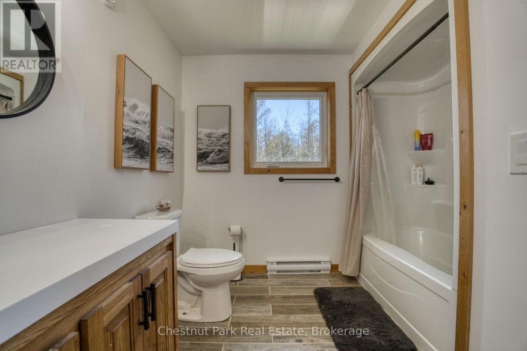 23 MAPLE DRIVE, Northern Bruce Peninsula, Ontario, N0H1Z0