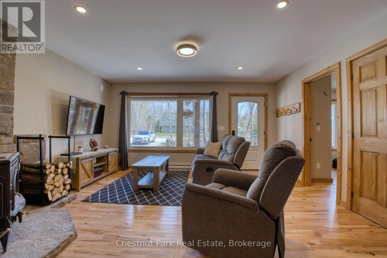 23 MAPLE DRIVE, Northern Bruce Peninsula, Ontario, N0H1Z0