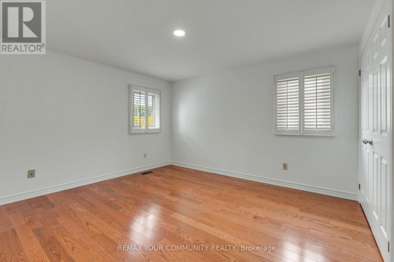 7155 ASPEN AVENUE, Mississauga (Meadowvale), Ontario, L5N5P2