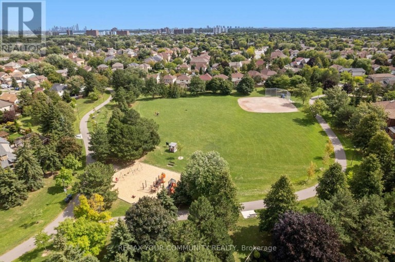 7155 ASPEN AVENUE, Mississauga (Meadowvale), Ontario, L5N5P2