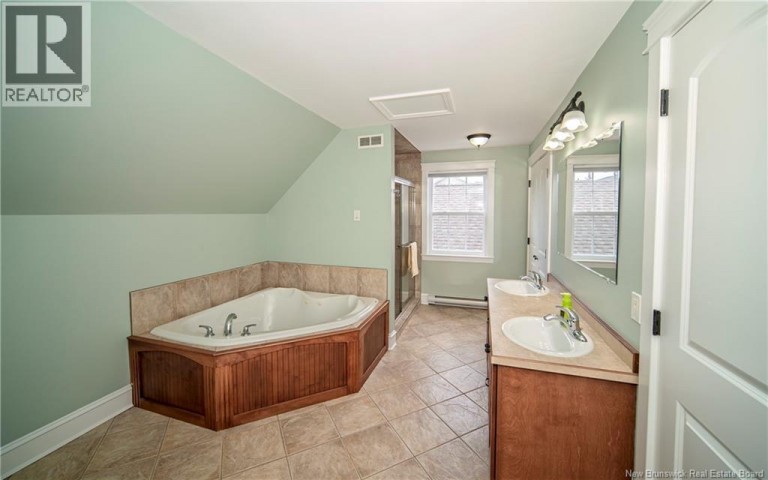 38 Red Maple Court, Fredericton, New Brunswick, E3B0E1
