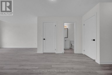 323 ANDERSON AVENUE Oshawa (McLaughlin) Ontario photo 12