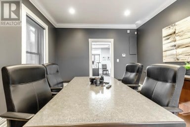 300 AYLMER STREET N Peterborough (Town Ward 3) Ontario photo 10