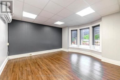 300 AYLMER STREET N Peterborough (Town Ward 3) Ontario photo 14