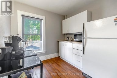 300 AYLMER STREET N Peterborough (Town Ward 3) Ontario photo 18