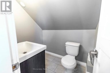 300 AYLMER STREET N Peterborough (Town Ward 3) Ontario photo 26