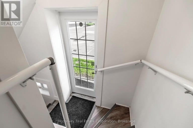 300 AYLMER STREET N, Peterborough (Town Ward 3), Ontario, K9J3K7