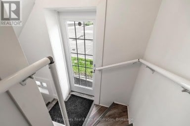 300 AYLMER STREET N Peterborough (Town Ward 3) Ontario photo 27