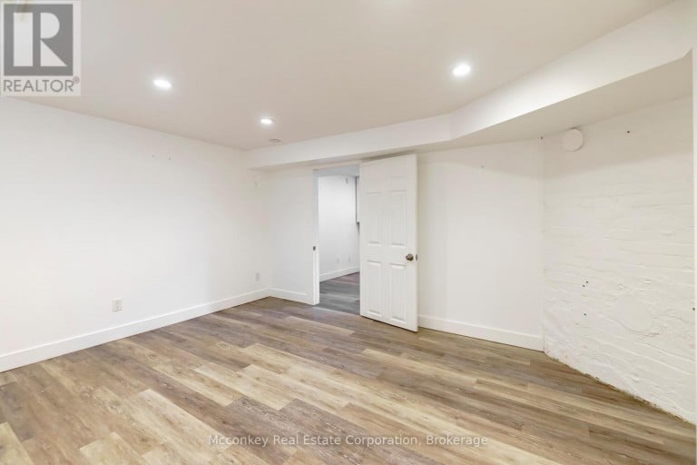 300 AYLMER STREET N, Peterborough (Town Ward 3), Ontario, K9J3K7
