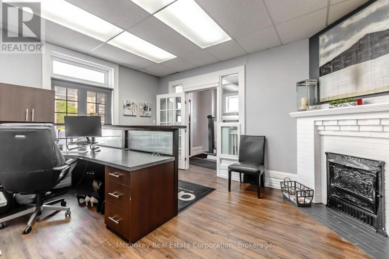 300 AYLMER STREET N, Peterborough (Town Ward 3), Ontario, K9J3K7