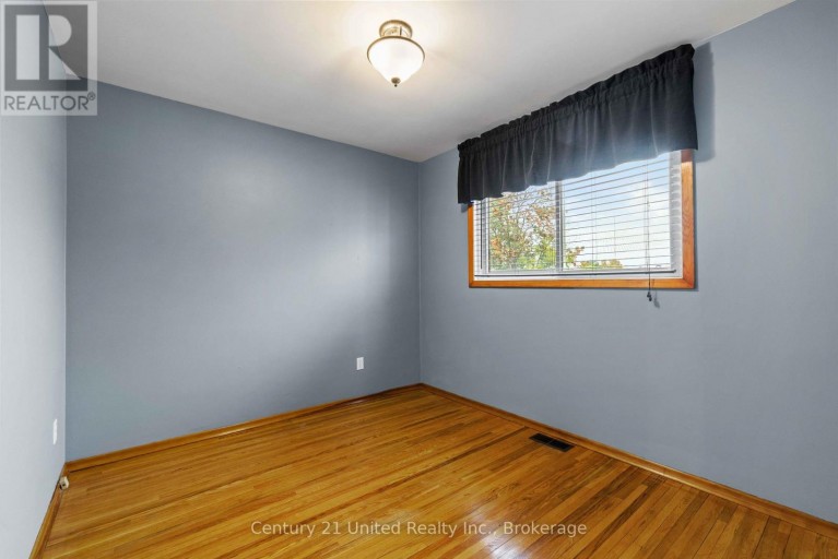 1175 EDMISON DRIVE, Peterborough (Northcrest Ward 5), Ontario, K9H6V2