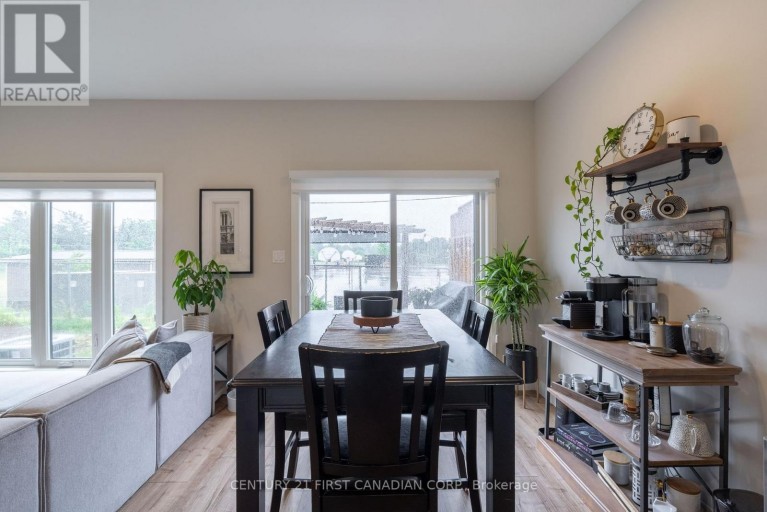 19 - 17 NICHOLSON STREET, Lucan Biddulph (Lucan), Ontario, N0M2J0