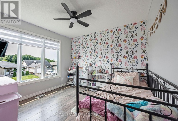 18 TARA COURT, Aylmer, Ontario, N5H0A1