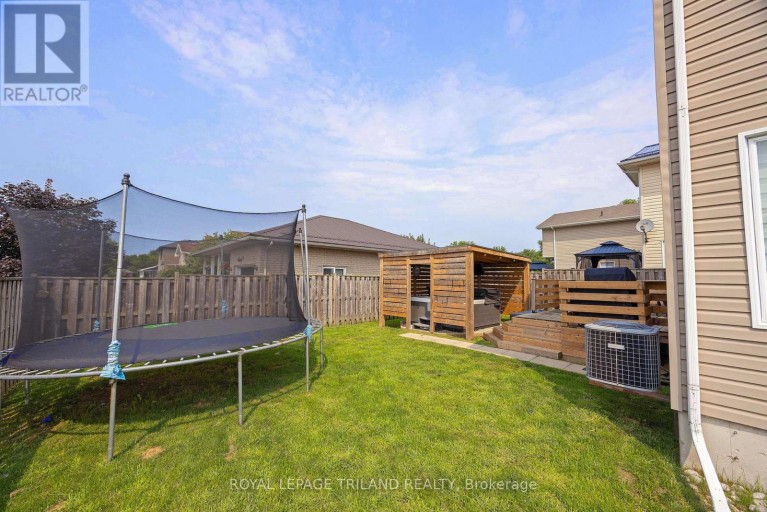 18 TARA COURT, Aylmer, Ontario, N5H0A1